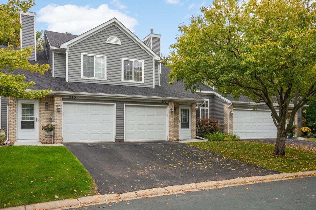 Photo of 547 Mission Hills Way W, Chanhassen, MN 55317 (MLS # 7143191)