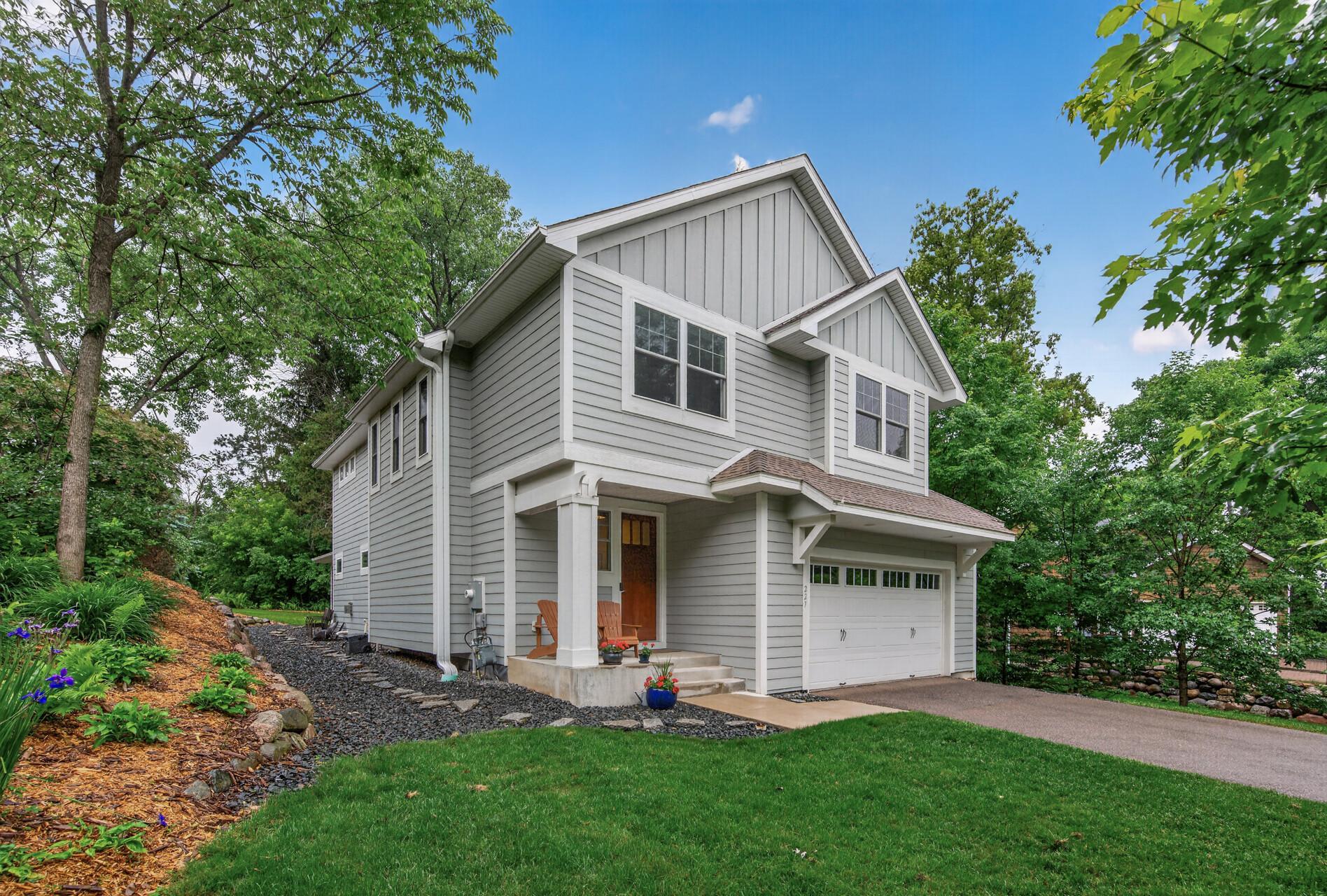 227 Sunnyridge Lane