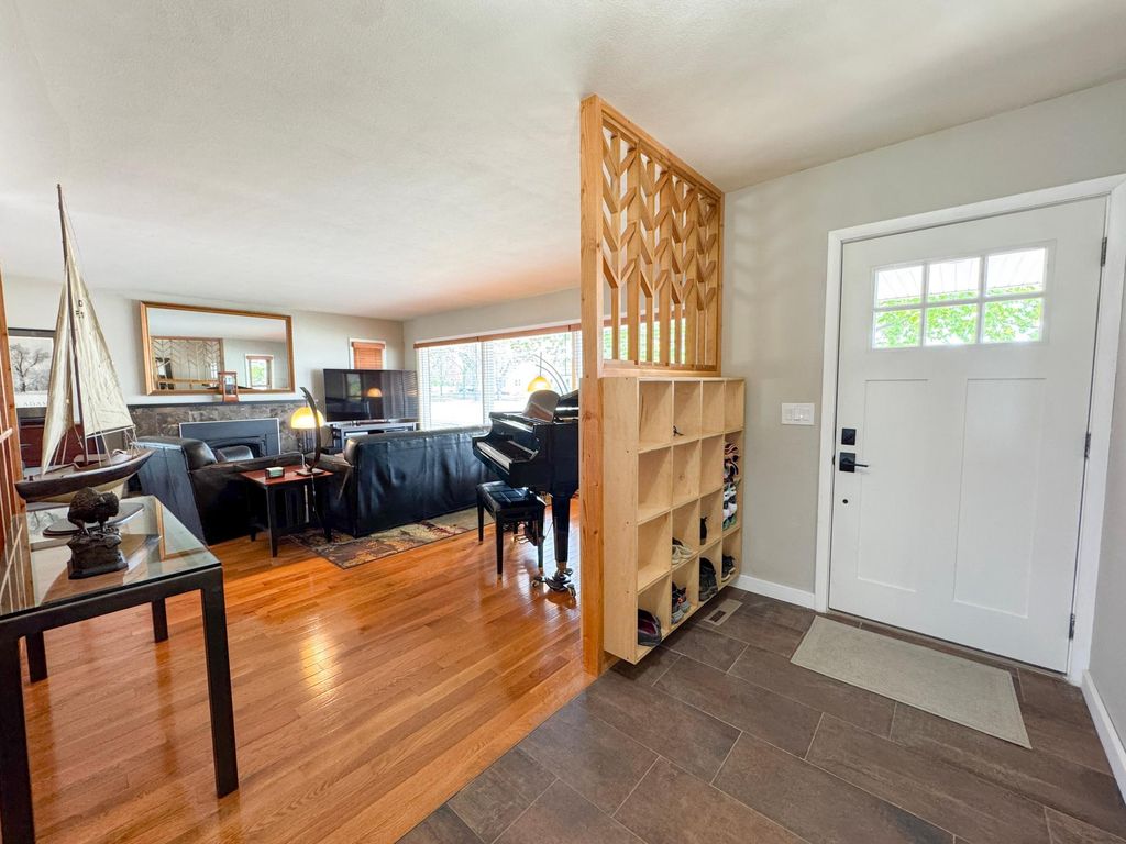 Photo of 1020 W Lincoln Avenue, Fergus Falls, MN 56537 (MLS # 7078380)
