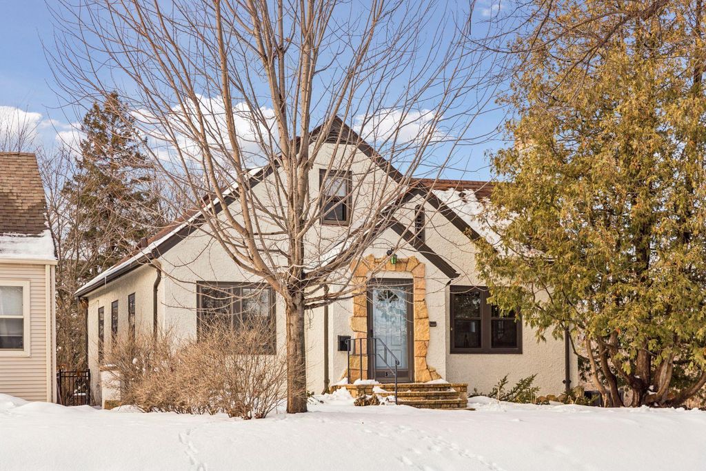 Photo of 5004 15th Avenue S, Minneapolis, MN 55417 (MLS # 6825730)