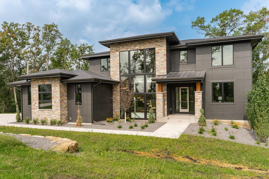 Photo of 4163 Christopherson Lane SW, Rochester, MN 55902 (MLS # 6489323)
