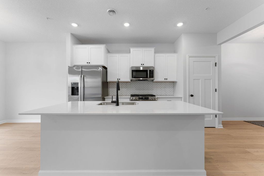 Photo of 1035 130th Court E, Rosemount, MN 55068 (MLS # 7066076)