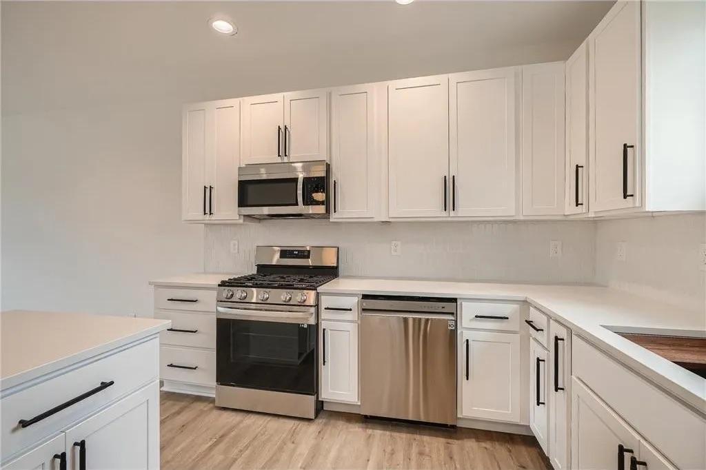 Photo of 1995 11th Avenue E #2, North Saint Paul, MN 55109 (MLS # 7148290)