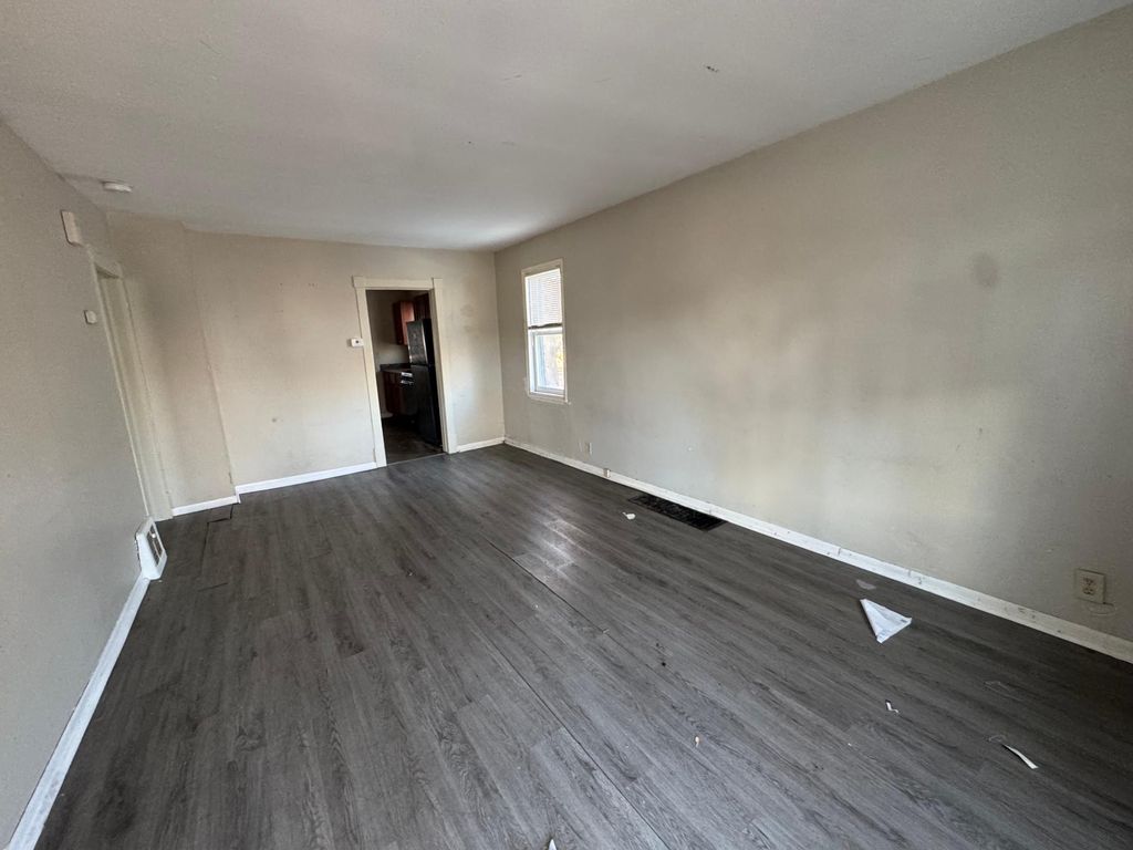 Photo of 633 Parkway Drive, Saint Paul, MN 55106 (MLS # 7075395)
