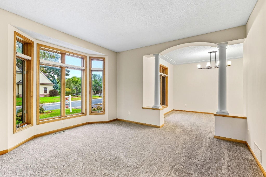Photo of 2413 Bridle Creek Trail, Chanhassen, MN 55317 (MLS # 7157606)