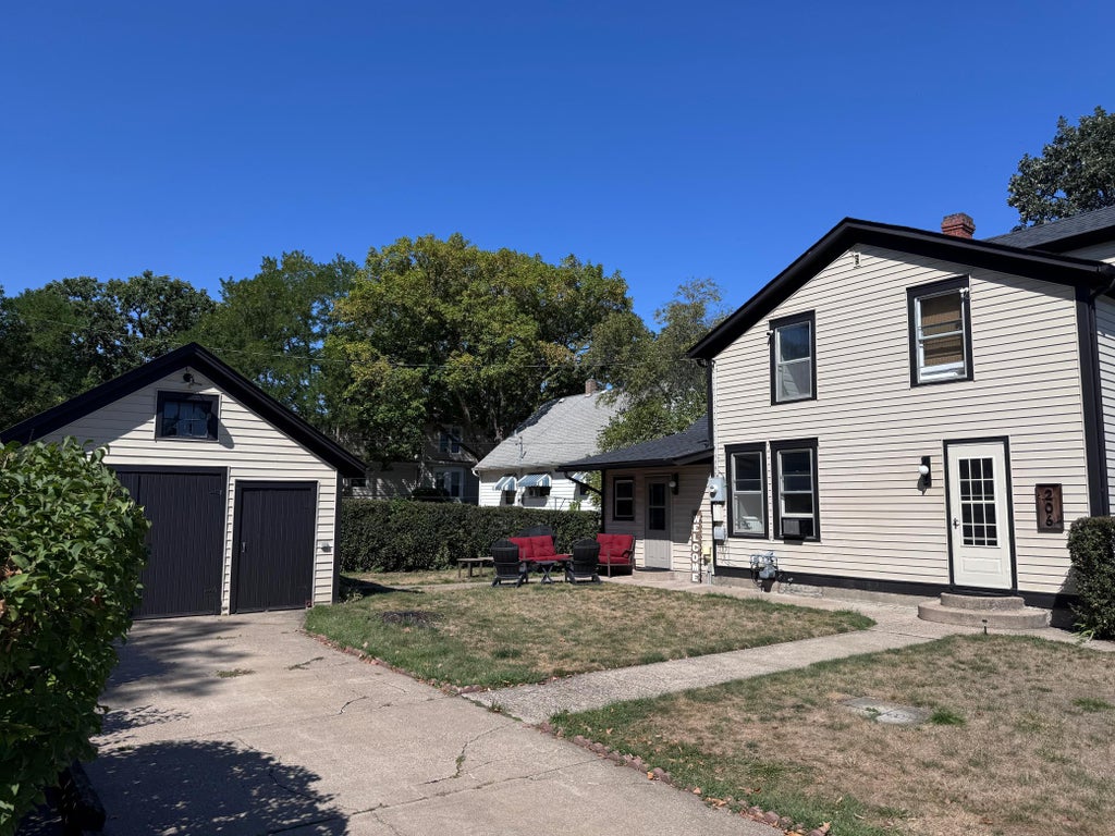 Photo of 206 Eddy Street, Hastings, MN 55033 (MLS # 7139786)