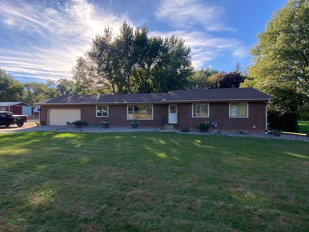 Photo of 18136 Yorkshire Avenue, Prior Lake, MN 55372 (MLS # 7064696)