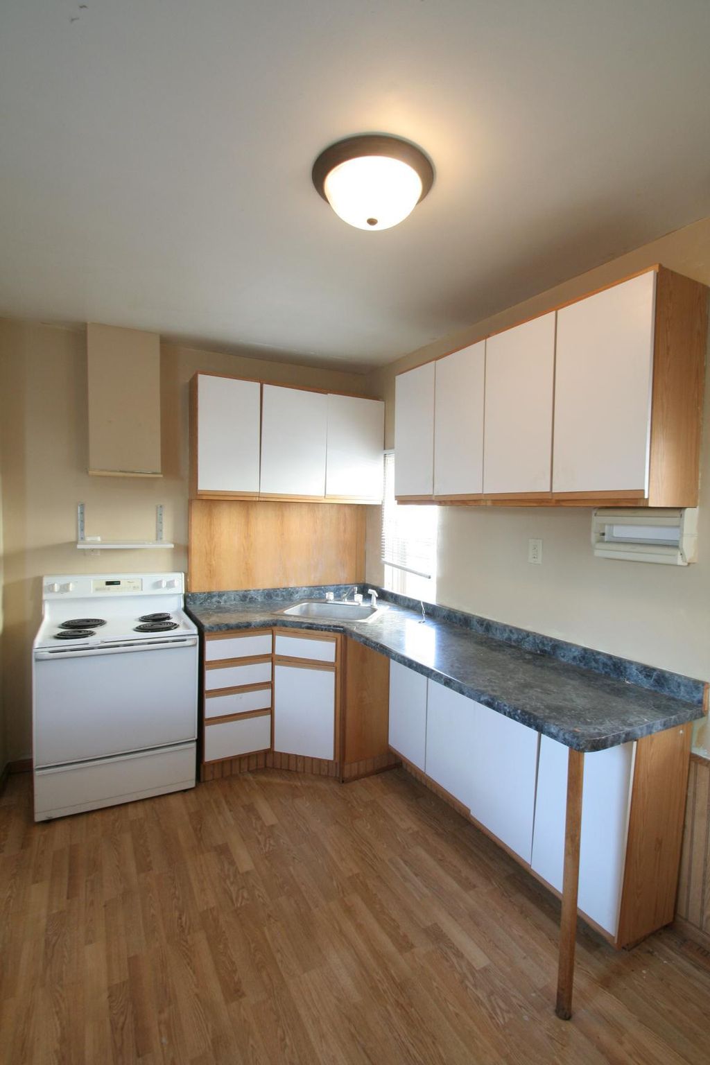 Photo of 418 11th Avenue SE, Rochester, MN 55904 (MLS # 7022829)