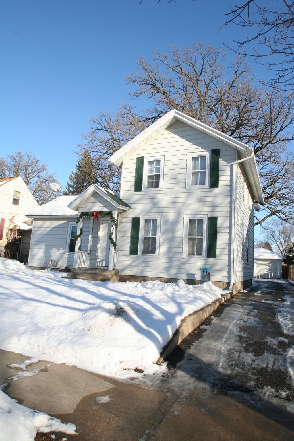 Photo of 418 11th Avenue SE, Rochester, MN 55904 (MLS # 7022829)