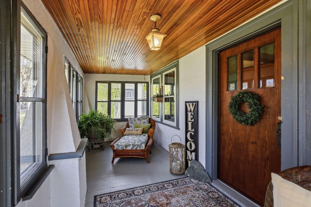 Photo of 4037 21st Avenue S, Minneapolis, MN 55407 (MLS # 7016026)