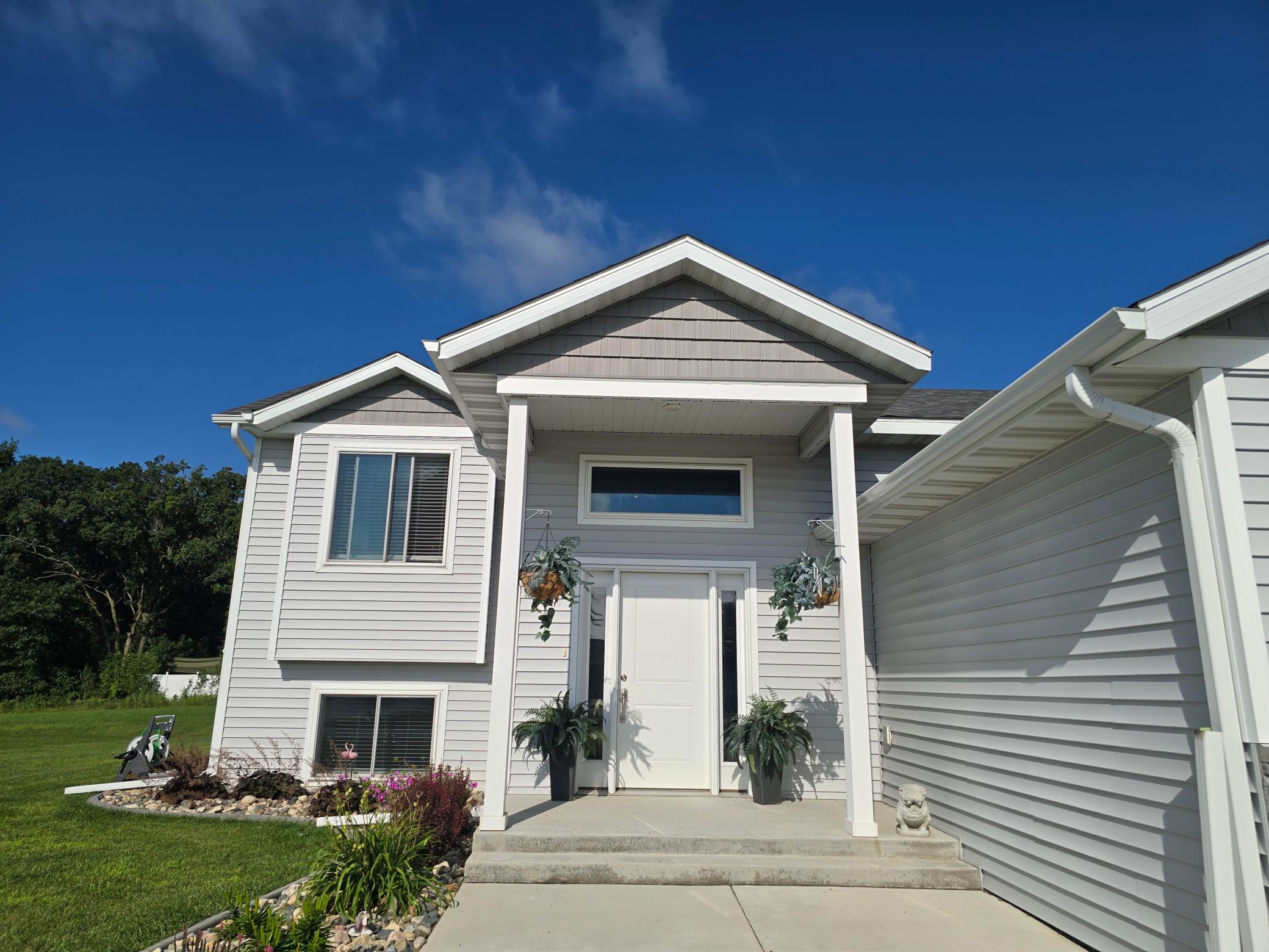 1024 Village Lane