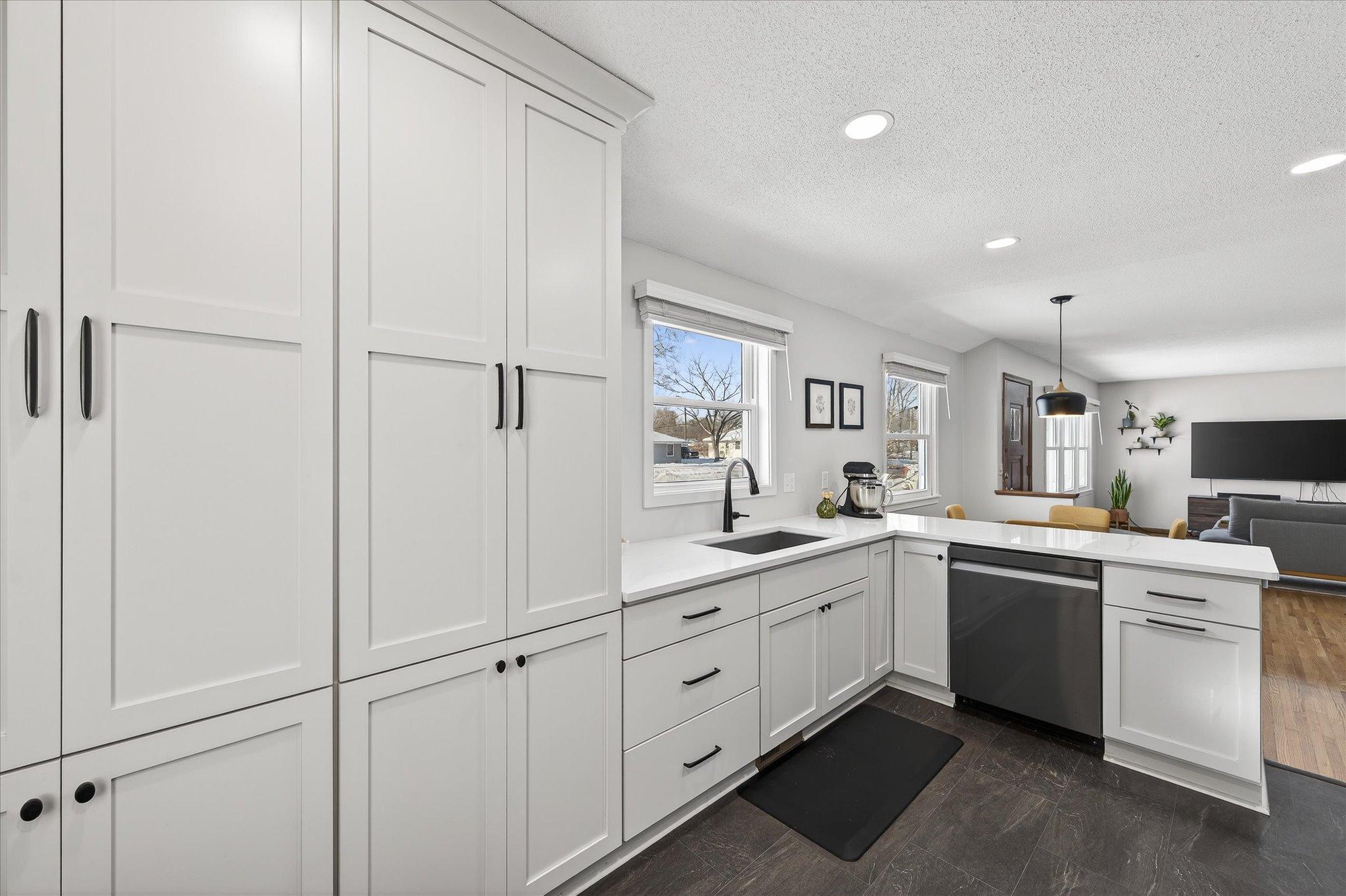 10319 Nicollet Avenue S