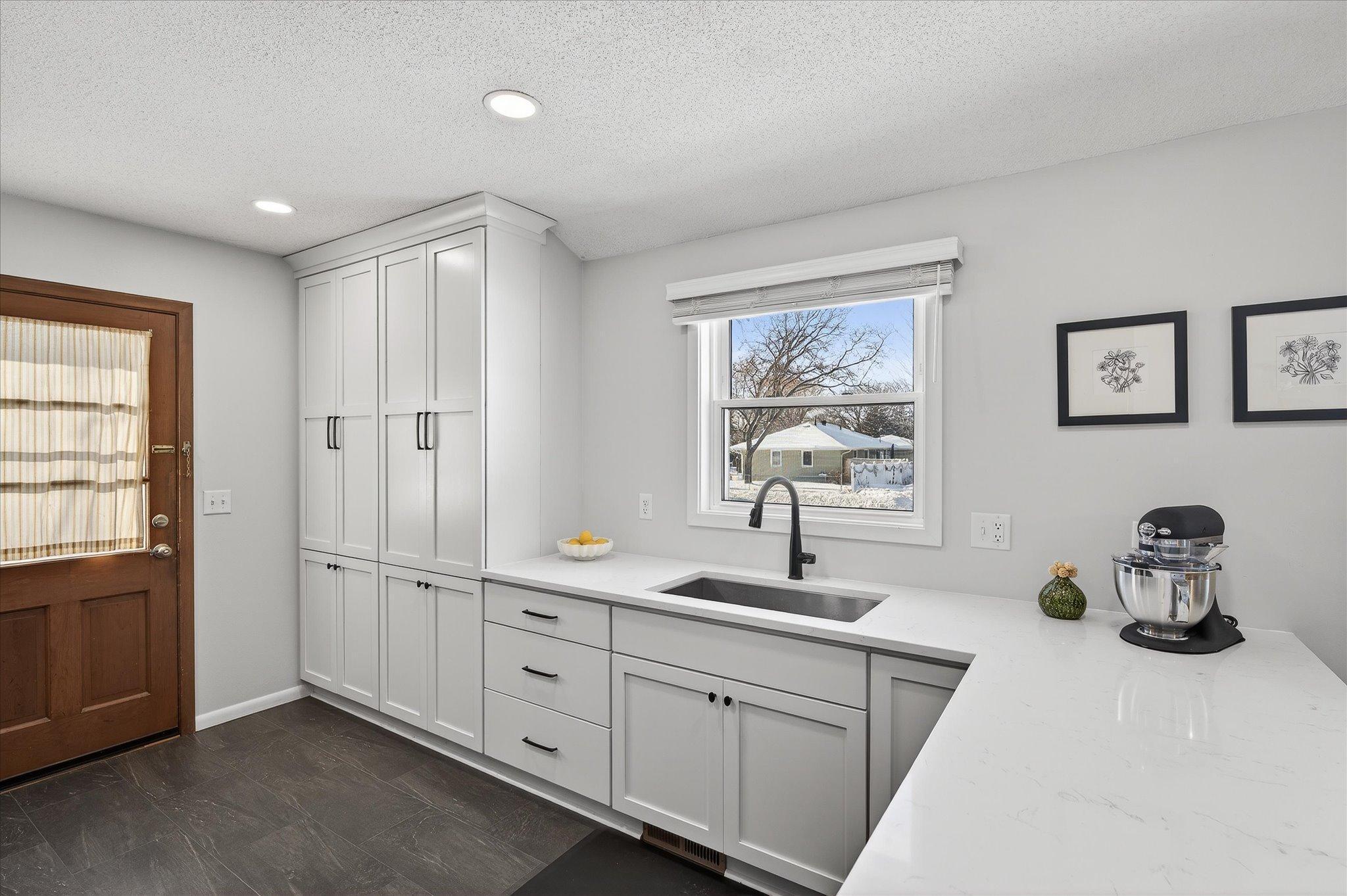 10319 Nicollet Avenue S