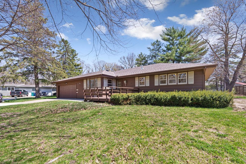 Photo of 1051 Anderson Place, Owatonna, MN 55060 (MLS # 7059983)