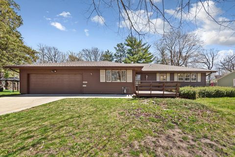 Photo of 1051 Anderson Place, Owatonna, MN 55060 (MLS # 7059983)