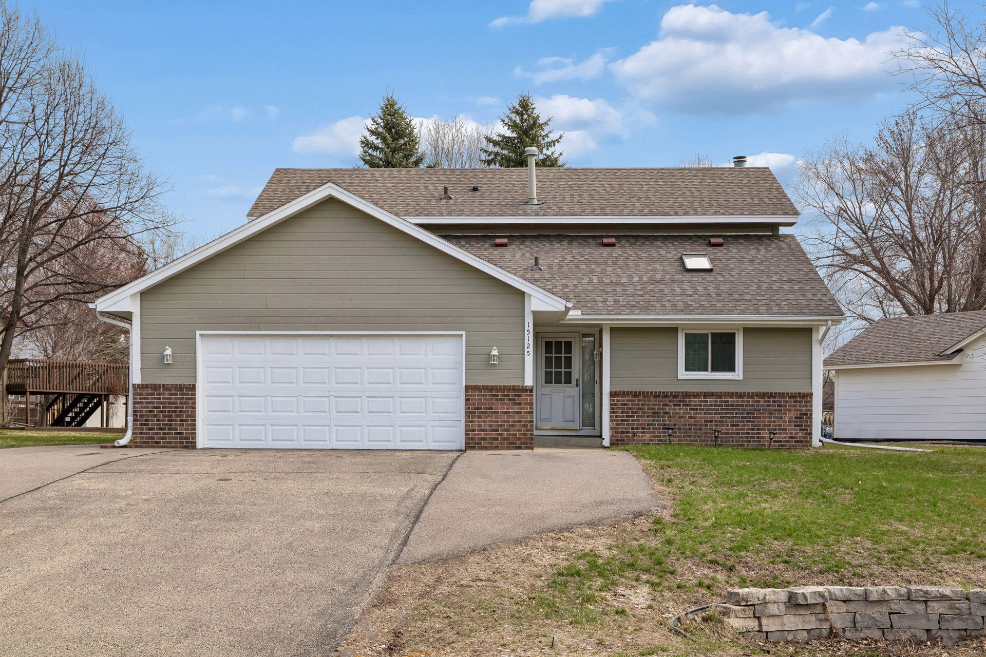 15125 Southwind Drive