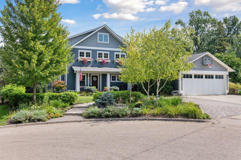 4015 Wood End Drive Edina MN 55424