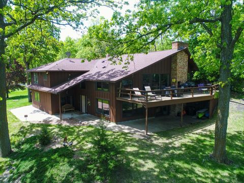 2904 Le Homme Dieu View NE Alexandria MN 56308