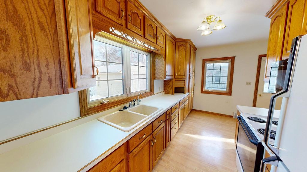 Photo of 1204 Willmar Avenue SW, Willmar, MN 56201 (MLS # 6819872)