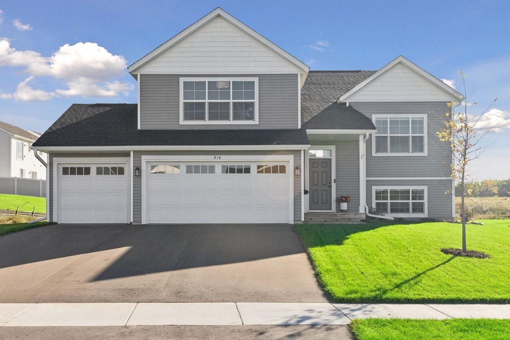 Photo of 814 Fox River Road, Somerset, WI 54025 (MLS # 7160963)
