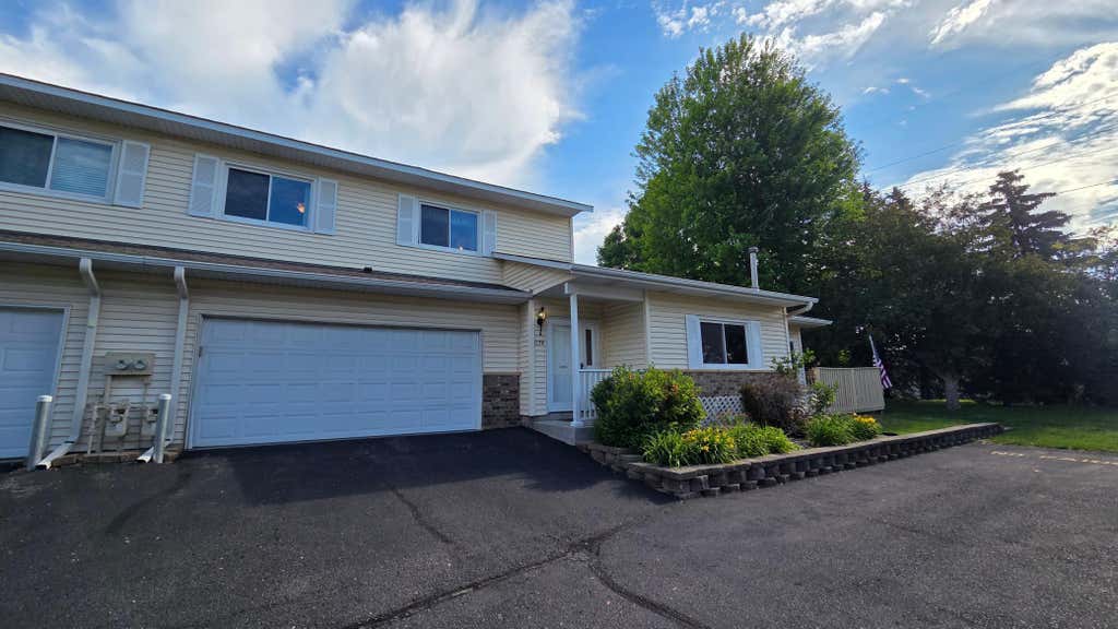 Photo of 1174 Aston Circle, Burnsville, MN 55337 (MLS # 7088712)