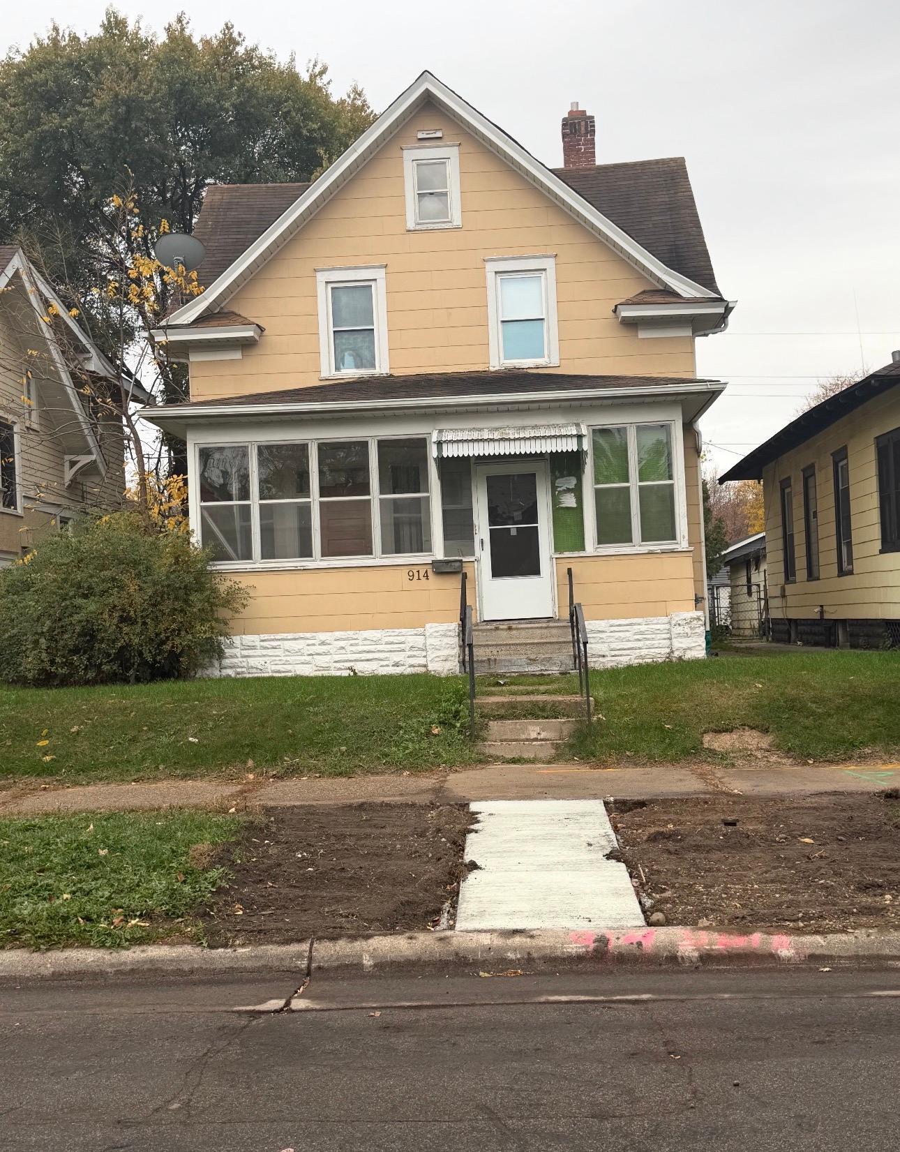 914 Fuller Avenue