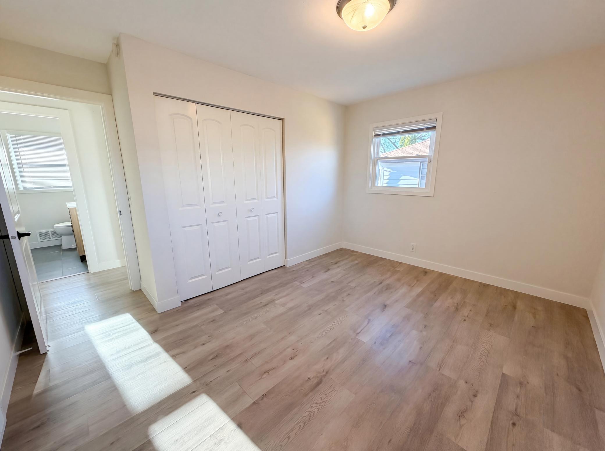 5918 Zenith Avenue N