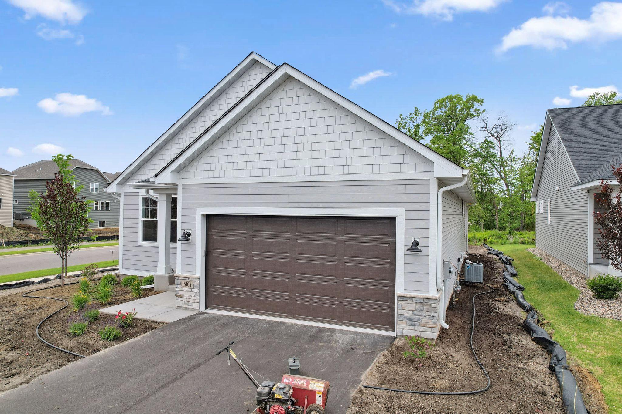 13104 Ghia Ct NE