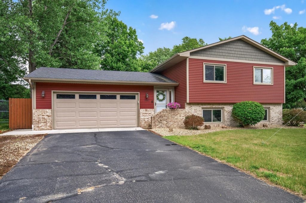 Photo of 7062 2nd Avenue, Lino Lakes, MN 55014 (MLS # 7090530)