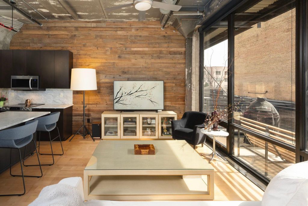 Photo of 618 Washington Avenue N #304, Minneapolis, MN 55401 (MLS # 7041273)