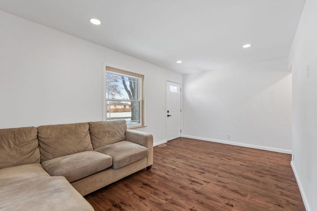 Photo of 9803 93rd Place N, Maple Grove, MN 55369 (MLS # 7025890)