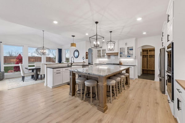 17628 JETT CIR SE, PRIOR LAKE, MN 55372 - Image 0b90381dfd2161ee8e386bce0afcb155/360061277