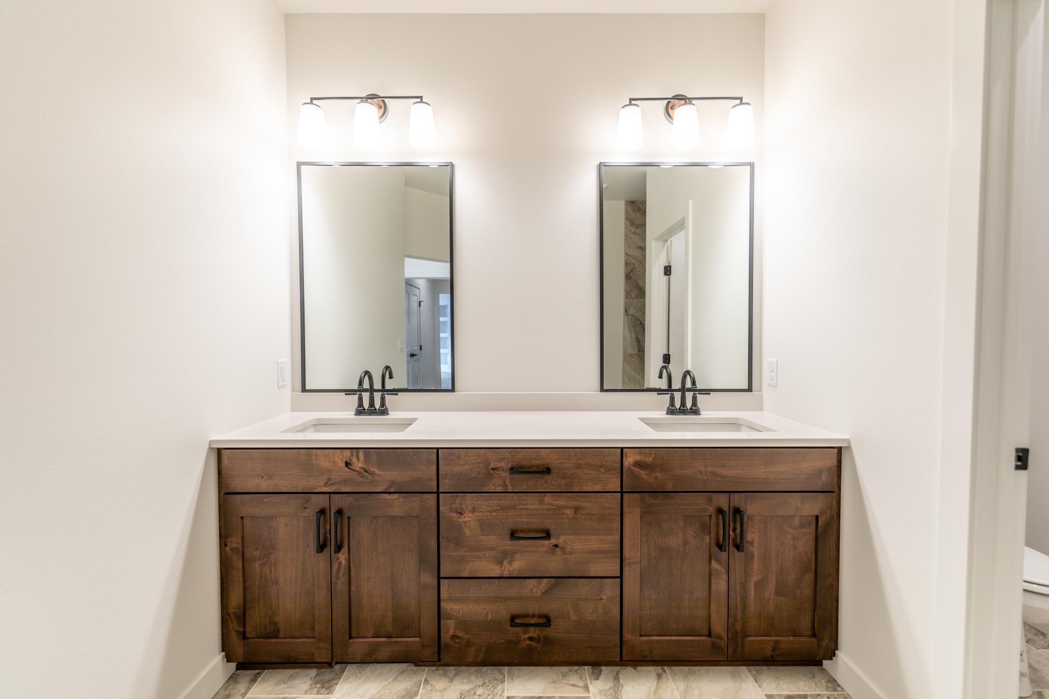 West Fargo, North Dakota 58078, United States, 2 Bedrooms Bedrooms, ,2 BathroomsBathrooms,Residential,Pending Sale,257175