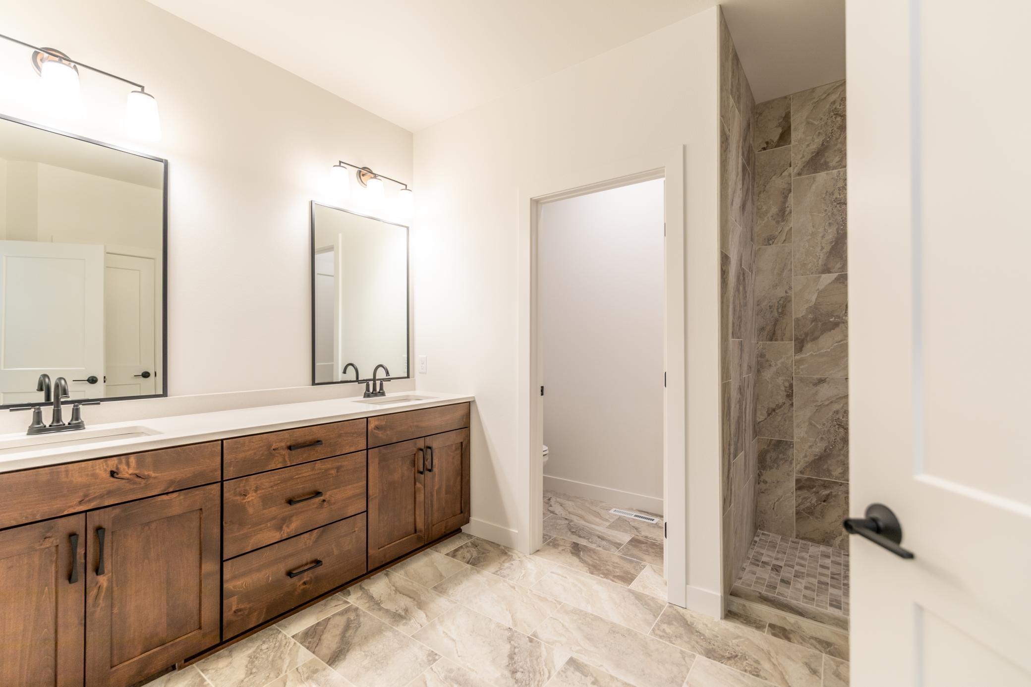 West Fargo, North Dakota 58078, United States, 2 Bedrooms Bedrooms, ,2 BathroomsBathrooms,Residential,Pending Sale,257175