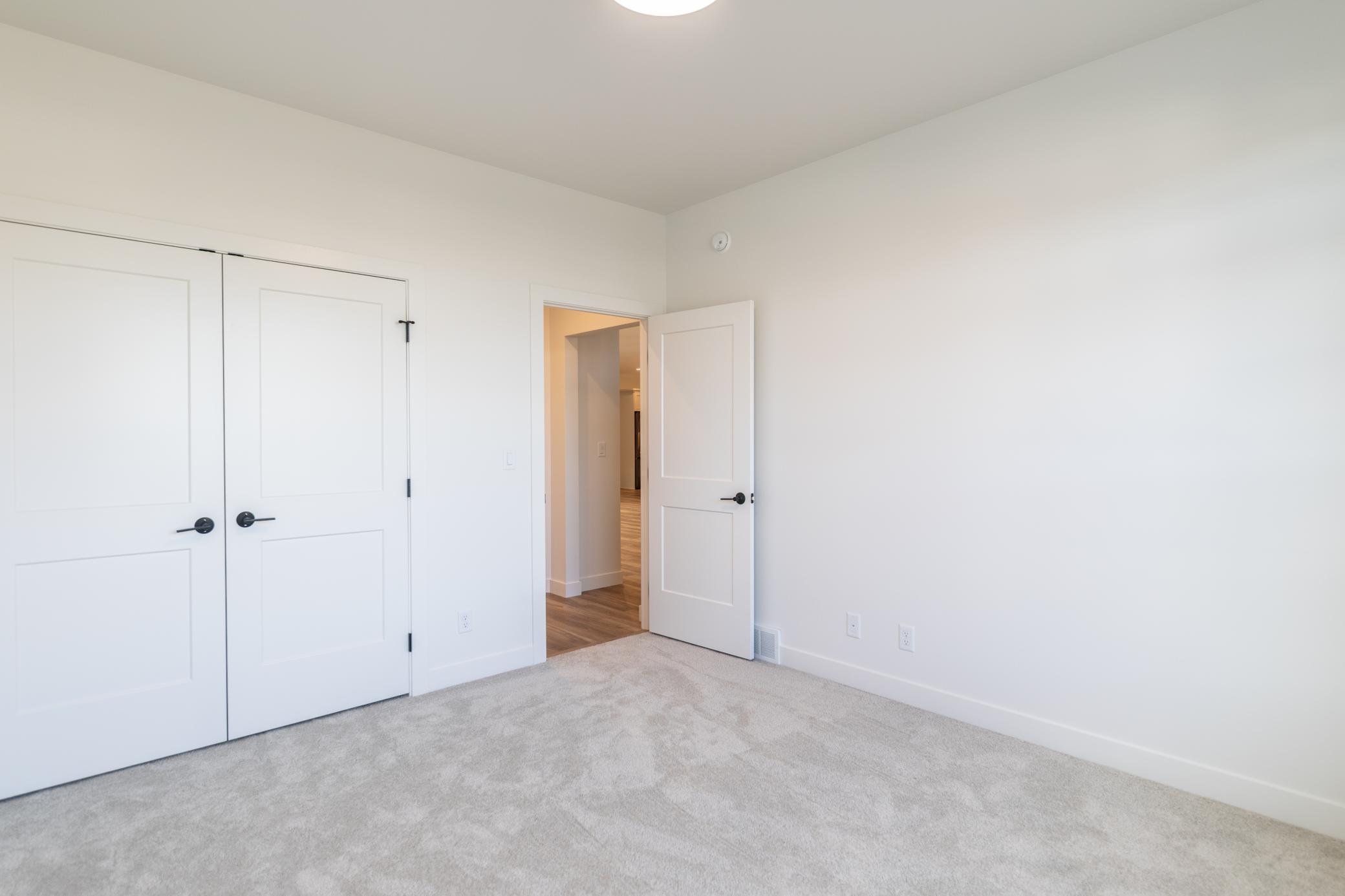 West Fargo, North Dakota 58078, United States, 2 Bedrooms Bedrooms, ,2 BathroomsBathrooms,Residential,Pending Sale,257175