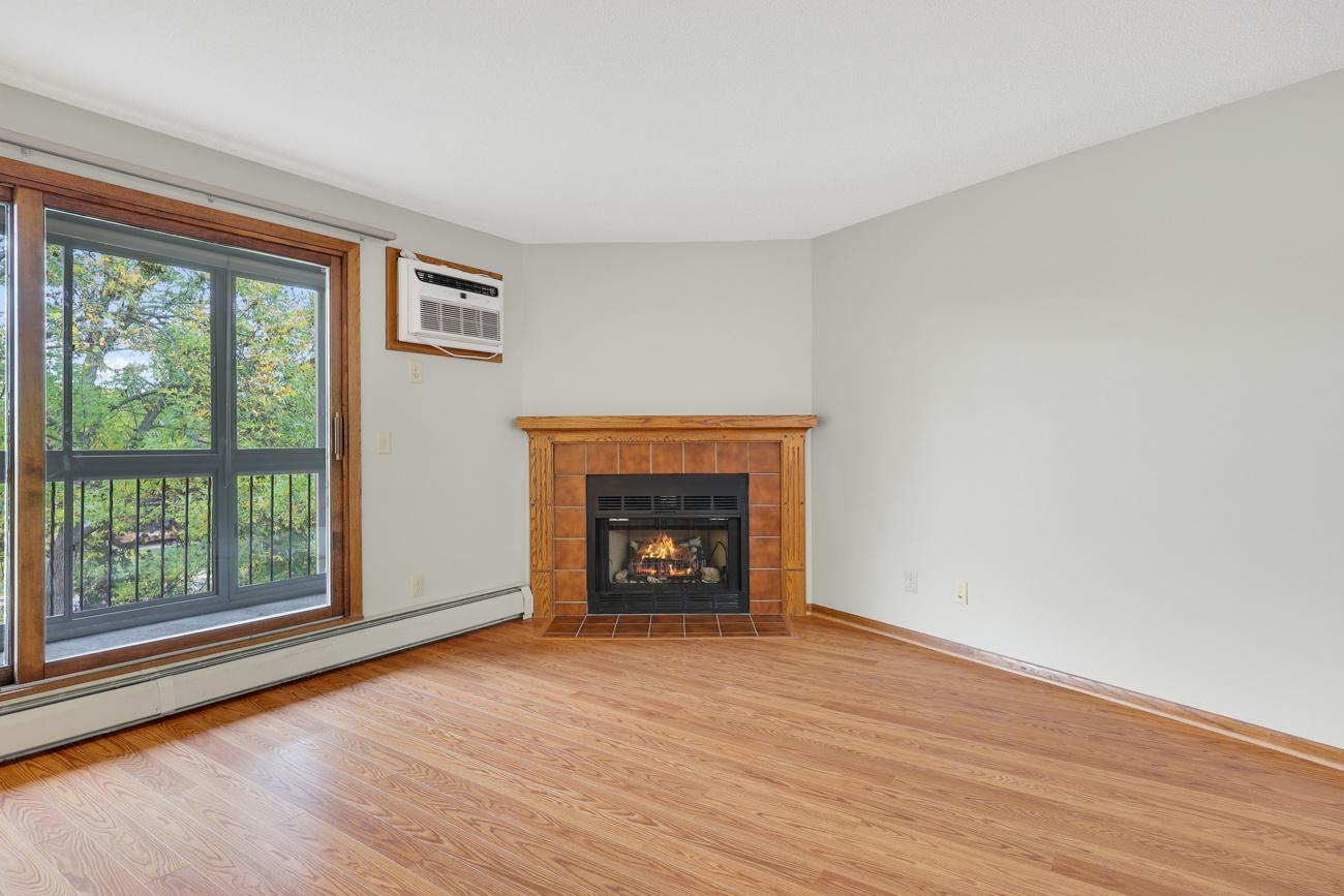 999 41st Avenue NE 307