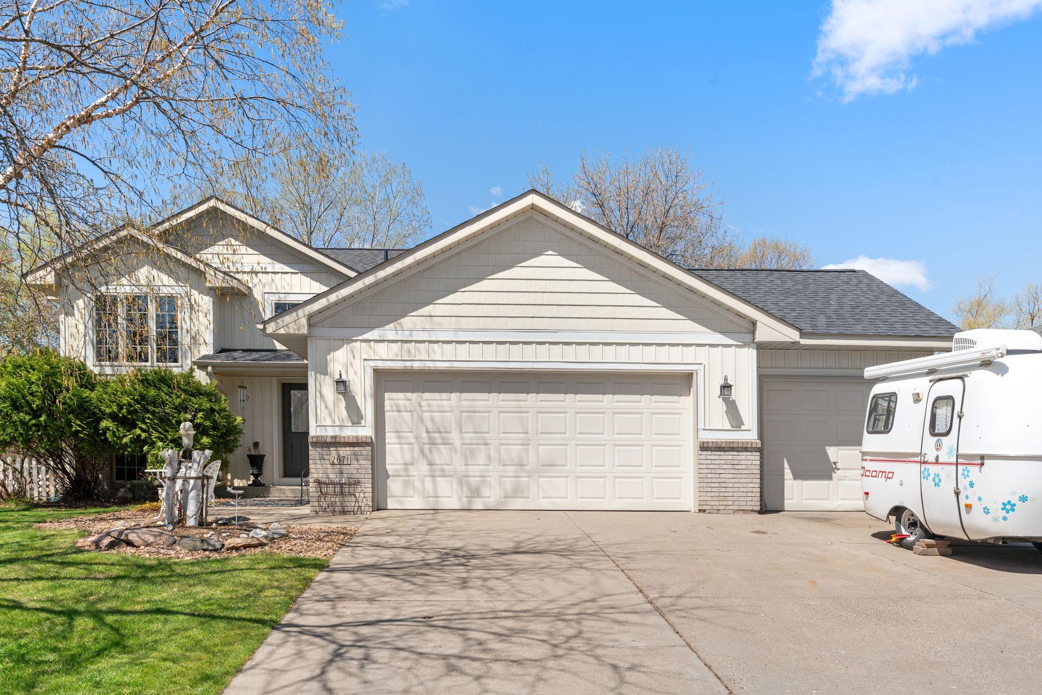 2671 Oakview Lane