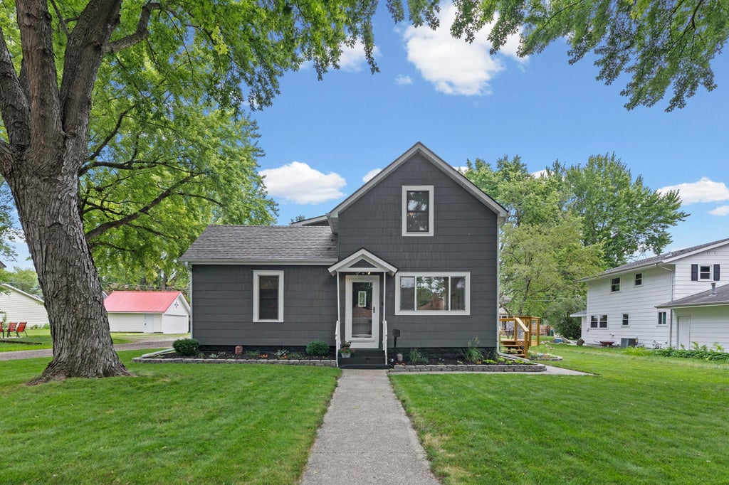Photo of 1416 Ford Avenue N, Glencoe, MN 55336 (MLS # 7125909)