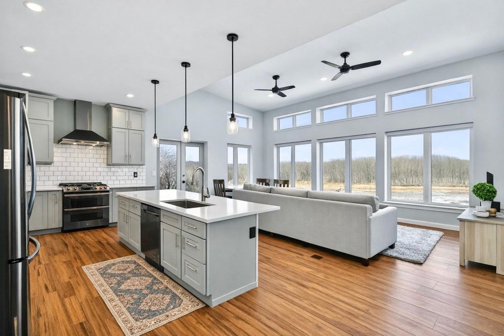 Photo of 725 N Linden Street, Belle Plaine, MN 56011 (MLS # 7013307)