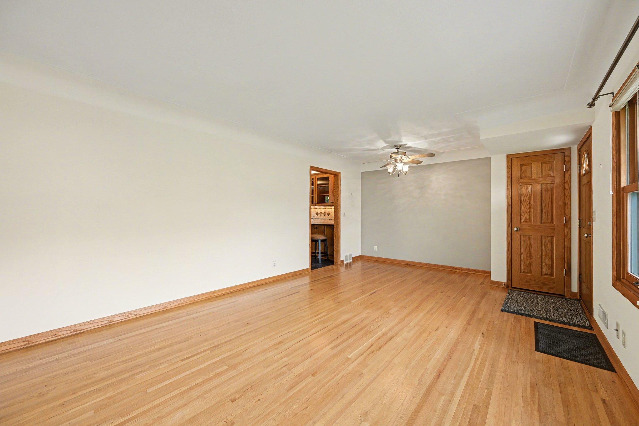 2115 W 105th Street