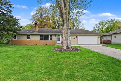 2115 W 105th Street Bloomington MN 55431