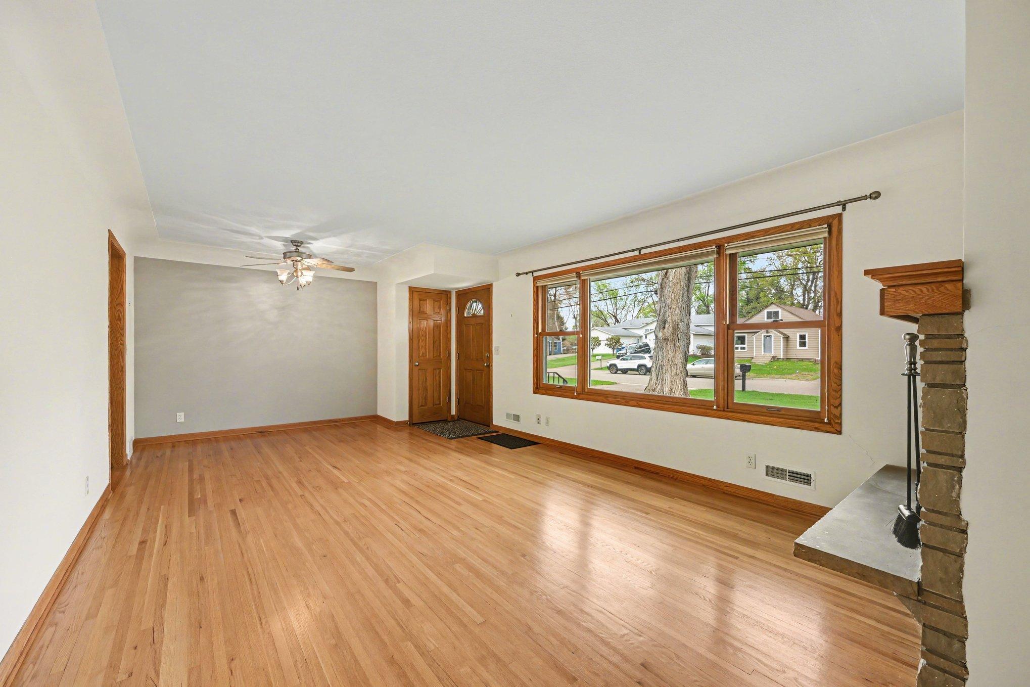 2115 W 105th Street