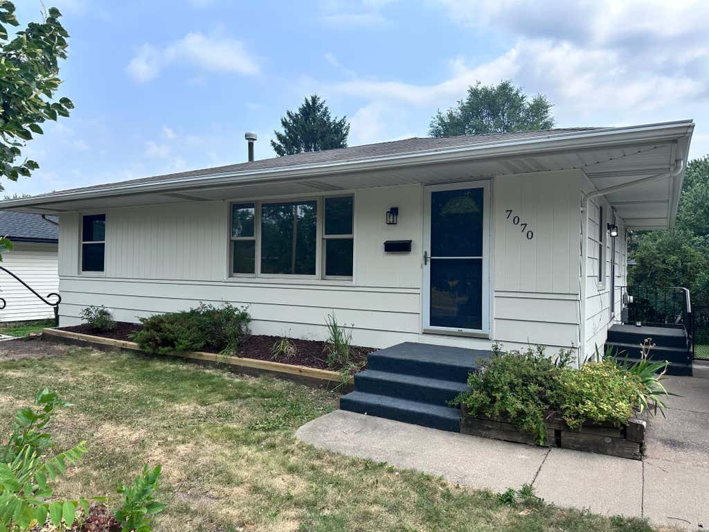 Photo of 7070 Claude Avenue, Inver Grove Heights, MN 55076 (MLS # 7117182)