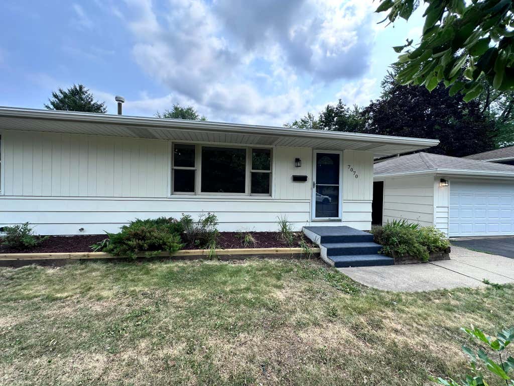 Photo of 7070 Claude Avenue, Inver Grove Heights, MN 55076 (MLS # 7117182)