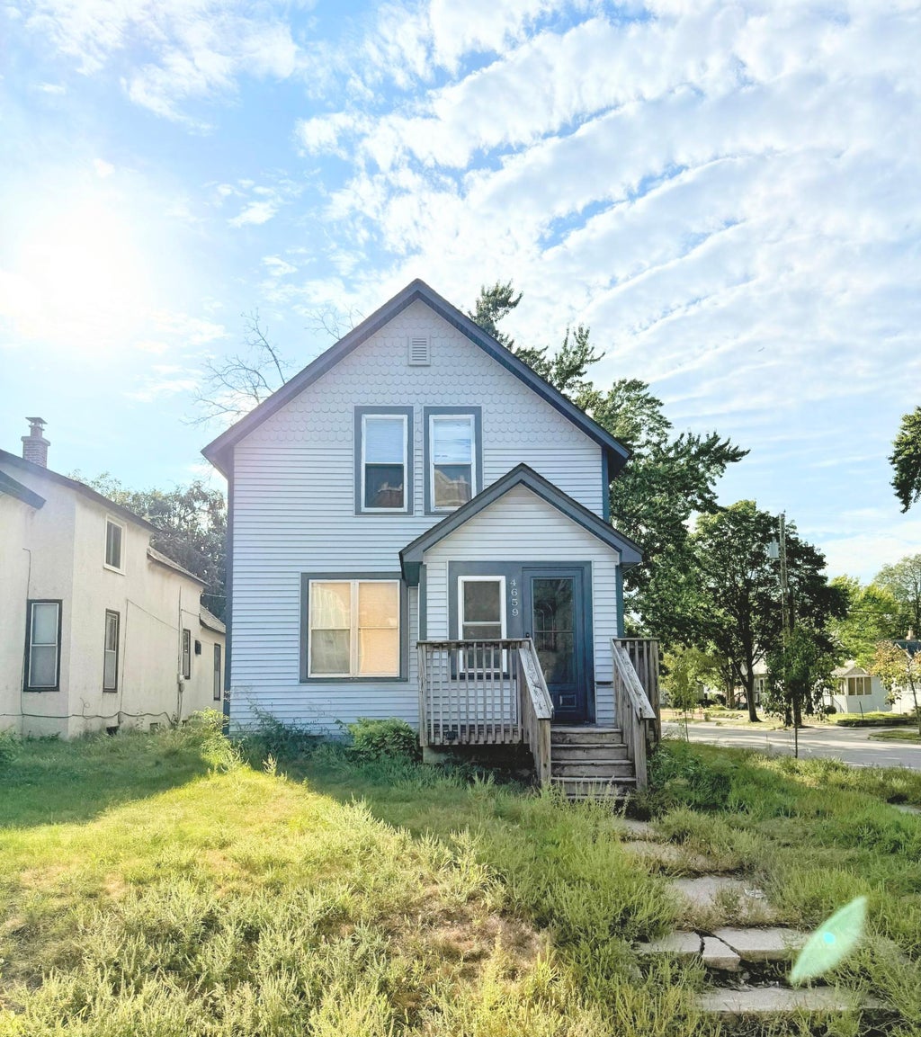Photo of 4659 Colfax Avenue N, Minneapolis, MN 55412 (MLS # 7145594)