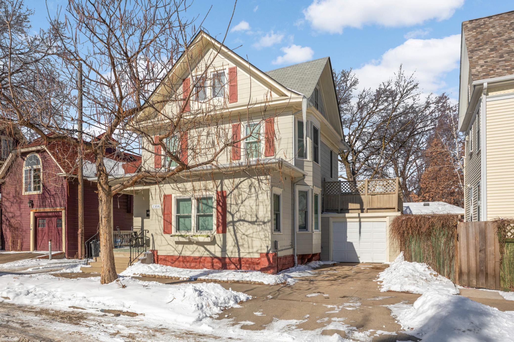1308 W 24th Street