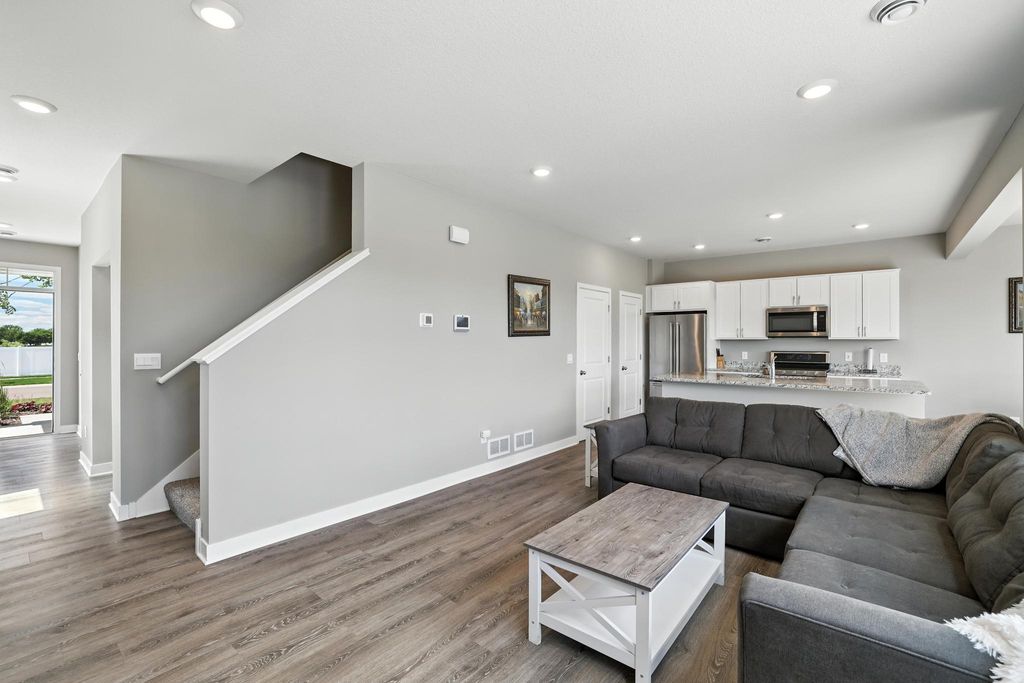 Photo of 20912 Flanders Way, Farmington, MN 55024 (MLS # 7050191)