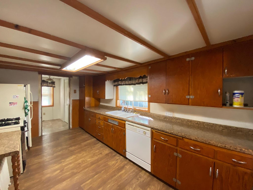 Photo of 918 S Newton Avenue, Albert Lea, MN 56007 (MLS # 7156557)