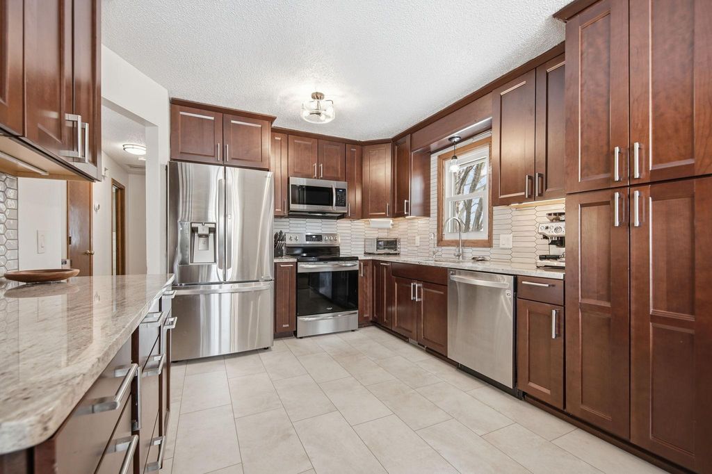 Photo of 1955 Timber Wolf Trail S, Eagan, MN 55122 (MLS # 7036315)