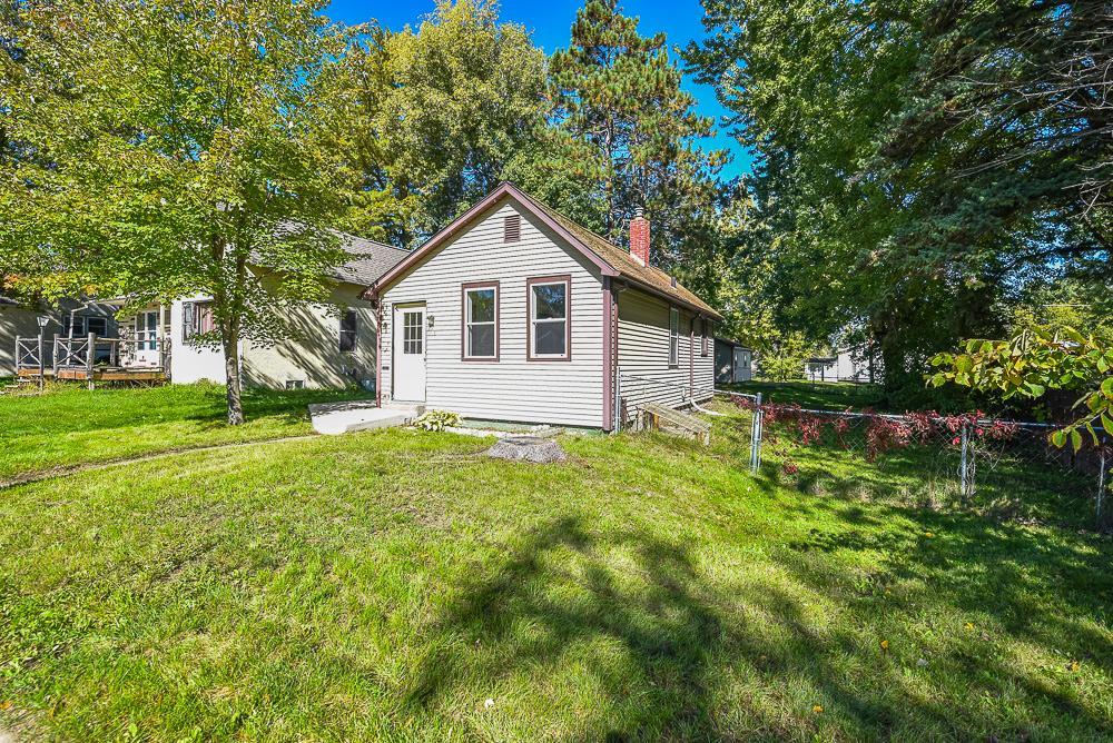 1115 Rosewood Street